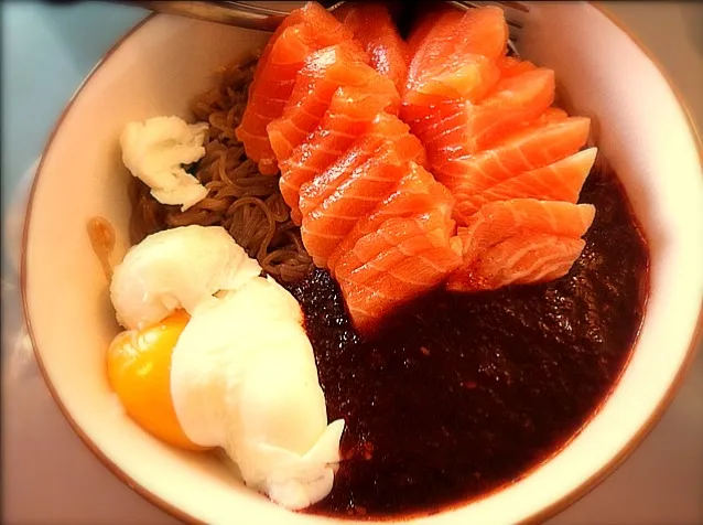 korean noodle with salmon and egg|_さん