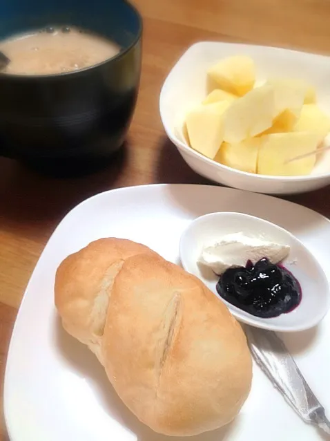 クッペと果物の朝ごはん|ちえさん