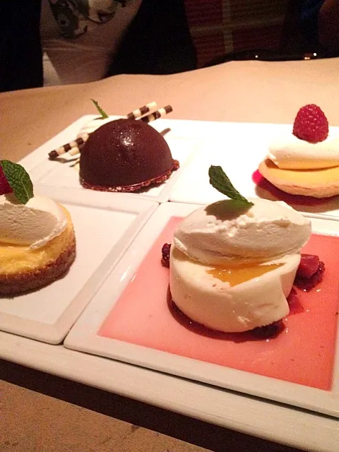 Dessert Sampler|Nina Onsagerさん