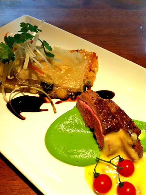 seared duck with foie gras cream and green pea puree|lauren shannonさん