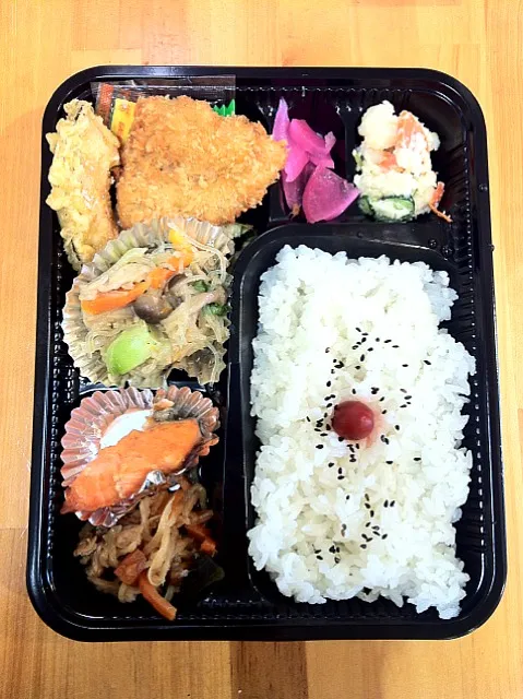 日替わり幕の内弁当|たんぽぽ娘さんさん