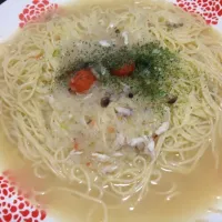 Snapdishの料理写真:アクアパッツァの残ったスープで作ったパスタ|kanaeさん