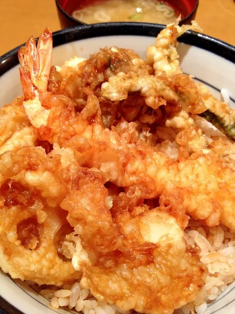 オールスター天丼 #てんや #昼ごはん #昼飯 #丼|Takashi H.さん