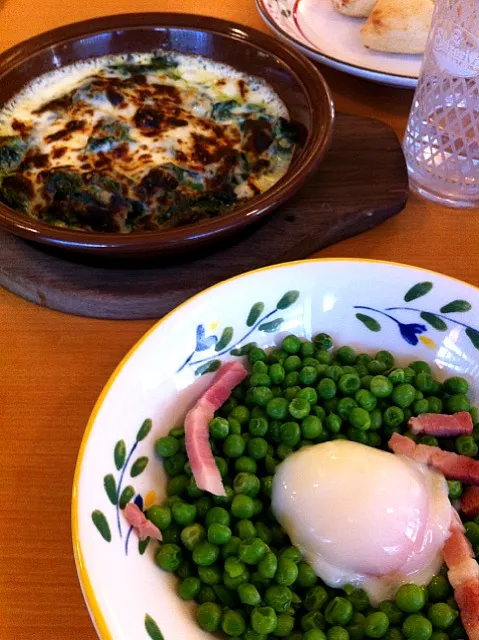 青豆のサラダとほうれん草チーズ焼き|makioさん