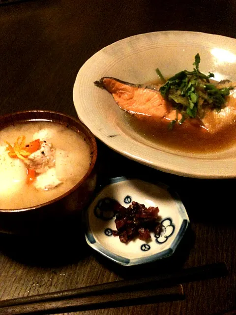 鮭の煮物、お餅入り鶏団子汁|maruruさん