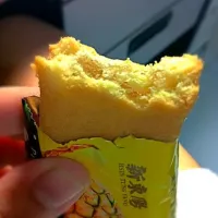 Snapdishの料理写真:Taiwan Pineapple Shortcake|Suhailiさん