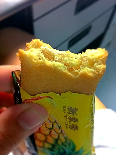 Taiwan Pineapple Shortcake|Suhailiさん