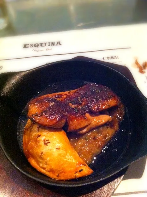 Snapdishの料理写真:empanadas foie gras|willzさん