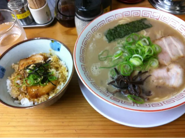 久留米ラーメンとチャーシュー丼|ryu147さん