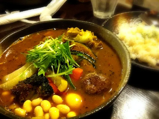 柔らかチキンと角煮のカレー|とこちゃんさん