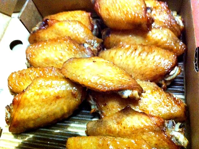 honey glazed chicken wings|maria katrina valenciaさん