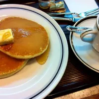 Snapdishの料理写真:ホットケーキセット|Joseph Oさん