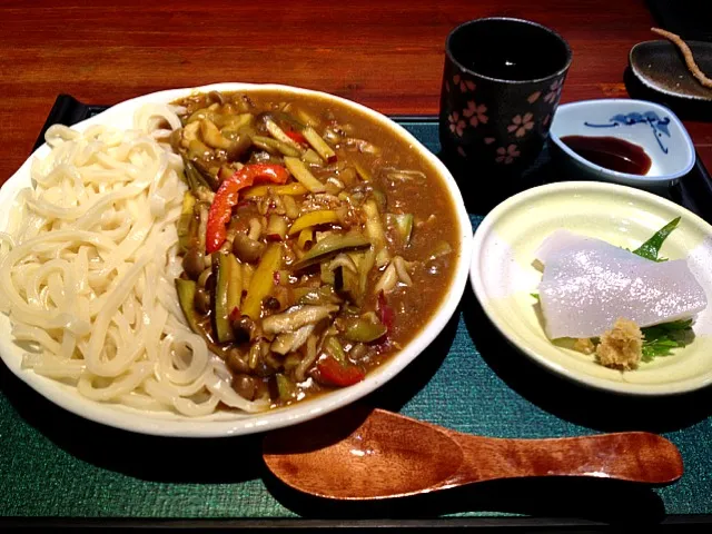 季節の野菜カレーうどん|chamifumiさん