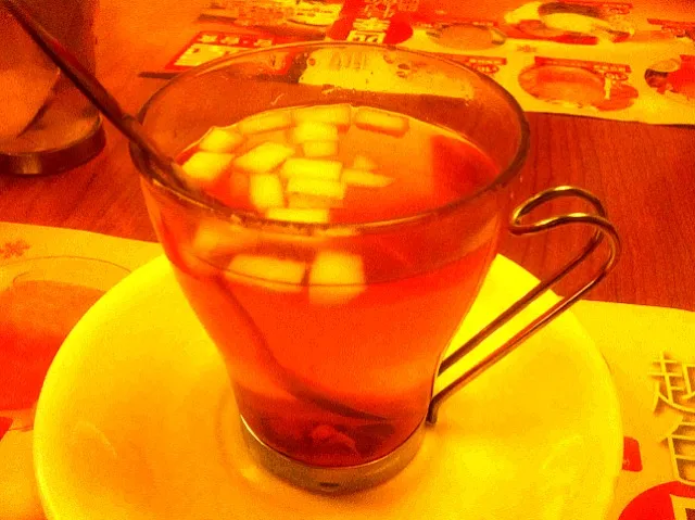 magnificent apple (apple wine with red apple)|skyblueさん