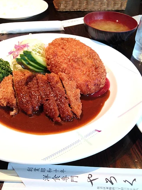 玉子コロッケを食べてきました。とろとろ玉子とエビが入ってました。|黒木美和さん