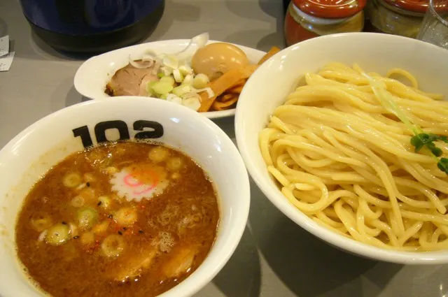 Snapdishの料理写真:102大宮店 つけ麺|phinさん