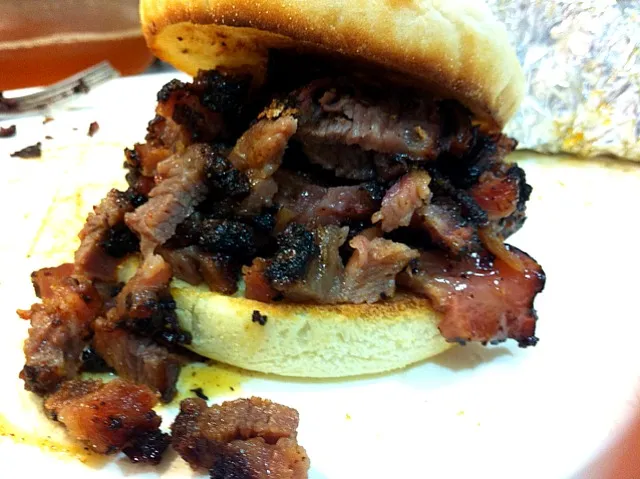 Snapdishの料理写真:Chopped BBQ Beef Sandwich|Chris Shannonさん