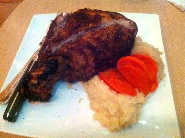 roasted pork knuckle with mashed potatoes &  sauerkraut|skyblueさん