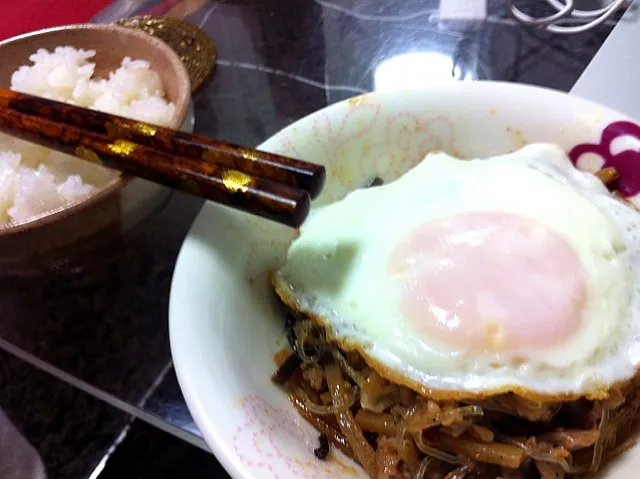 チャプチェ丼|marukanaさん