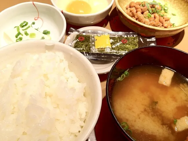 納豆朝食。 #朝ごはん #朝飯 #定食|Takashi H.さん