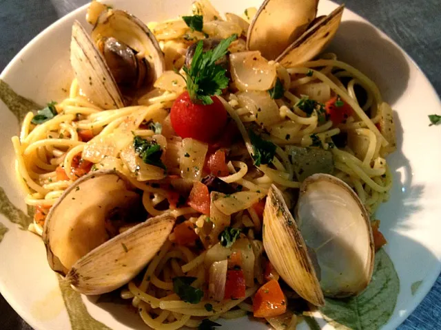 Snapdishの料理写真:Spaguetti com Mariscos Nativos|figueiredoさん