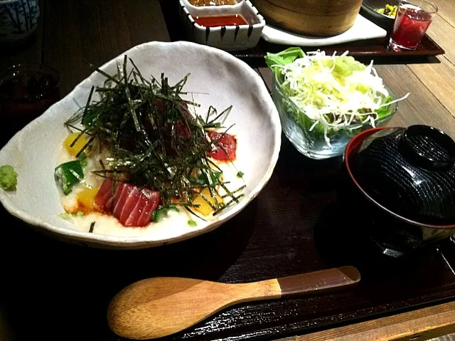 まぐろのネバネバ丼|たそさん