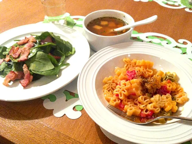 shrimp cream bear pasta★spinach bacon salada★tofu consomme soup|miho oginoさん