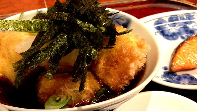 Snapdishの料理写真:揚げ出し豆腐と焼き鮭定食|aiさん