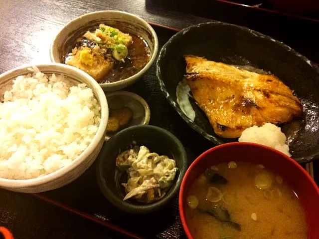 つぼ鯛定食|とこちゃんさん