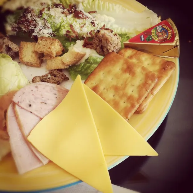 Caesar Salad and Cheese|Shanlingさん