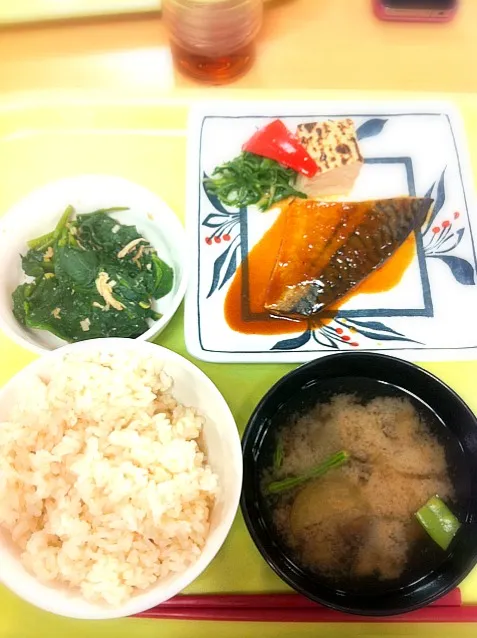 学食♡鯖の味噌煮|しおりさん