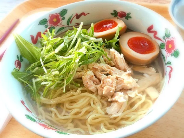 本日のランチ。沖縄鶏塩ラーメン(400円)|JTKさん