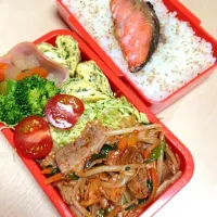 Snapdishの料理写真:2/2  豚キムチ弁当|tomoさん