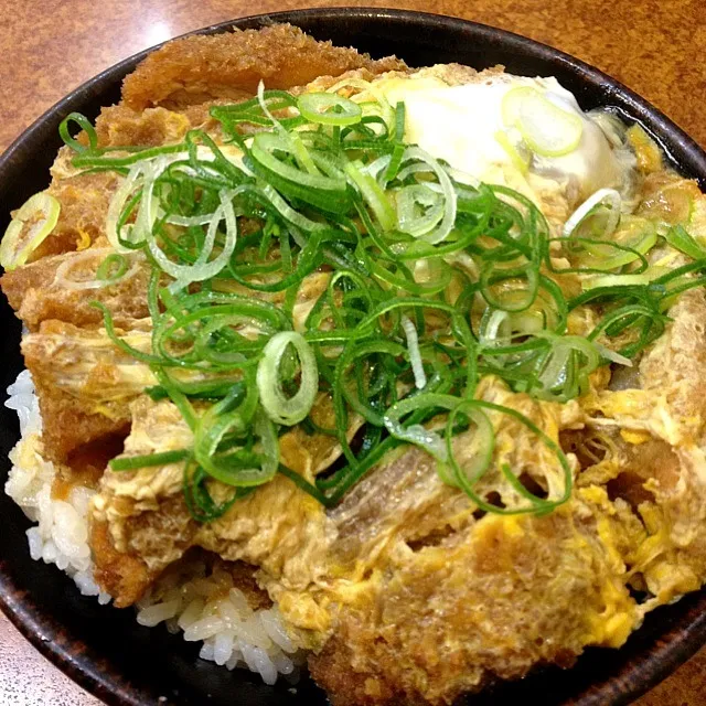 かつ丼 てんこ盛り|nakasyさん