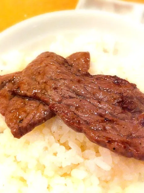 肉のせご飯|きよたさん