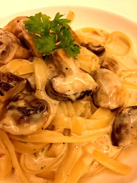 creamy.mushroom.fettucine|ej adamさん