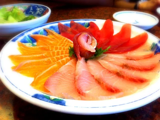 sashimi|Tida Wannasuriyawongさん