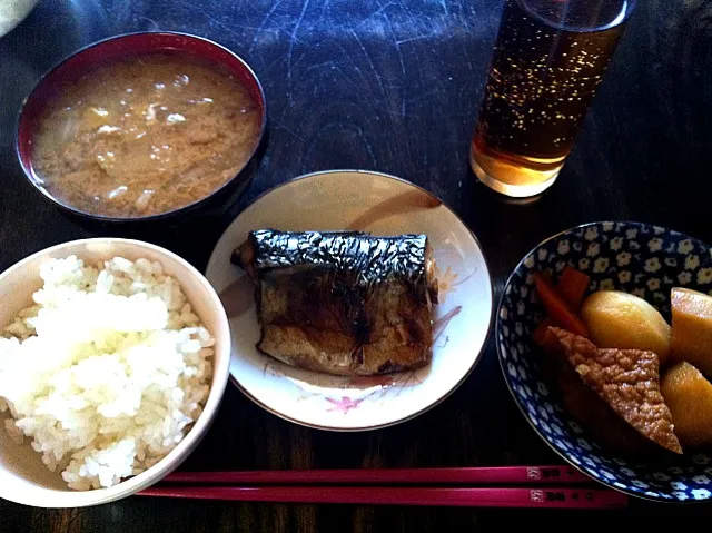 ごはん、煮物、味噌汁、魚|ぼーちゃんさん