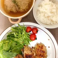 Snapdishの料理写真:鶏肉のバジル焼きとロールキャベツ|fummyさん