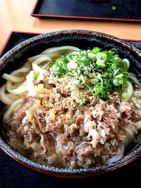 肉うどん（大）|Tetsuya Kurokawaさん