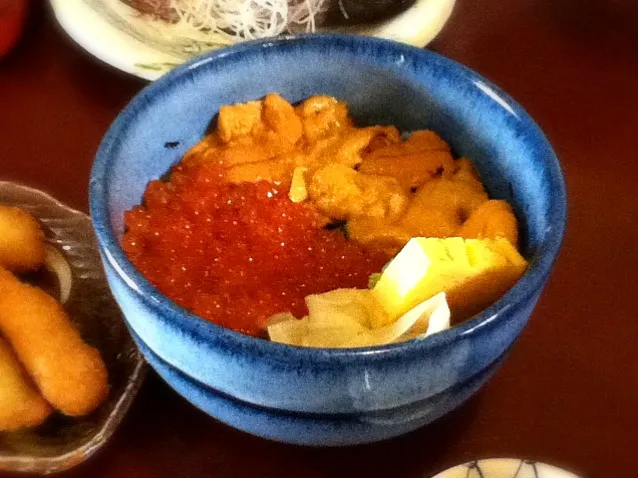 Snapdishの料理写真:うにいくら丼|たけみさん