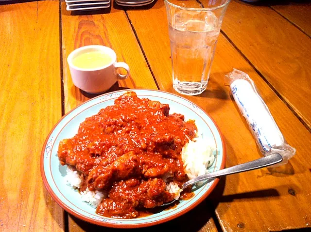 ヨーグルト、トマトだけで作ったチキンカレー|Tulgaさん