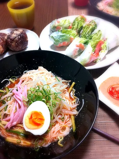 ビビン麺風そうめん・生春巻き・肉巻おにぎり|AKさん