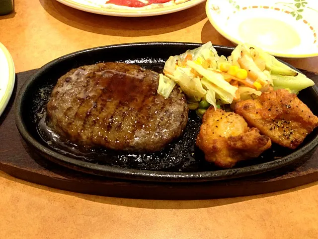 日替わりランチ  ハンバーグ|すかラインさん