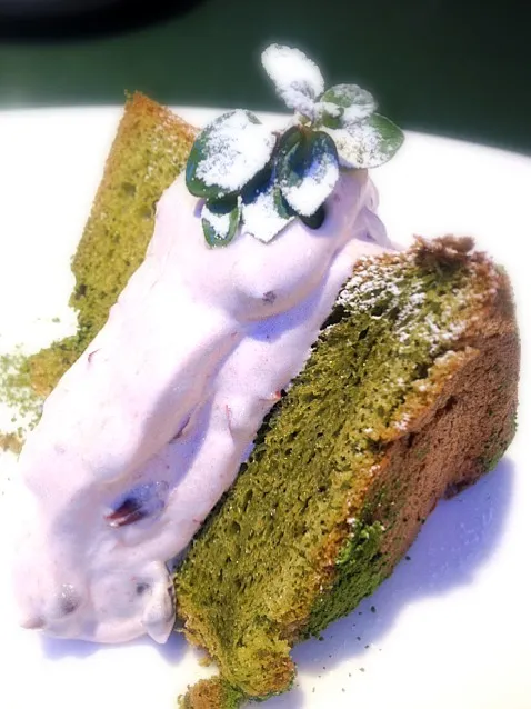 Green  tea chiffon cake|mayさん