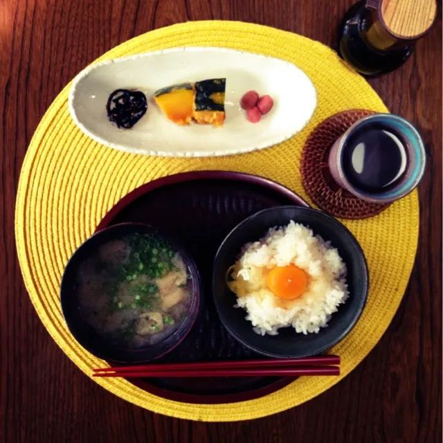 昨日食べ過ぎた人の朝ごはん。|iさん