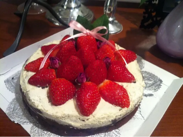 chocolate and strawberry mousse  cake|sumyeeさん