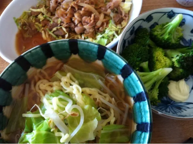 味噌ラーメン、生姜焼き、ブロッコリー|Jackie Yamakawaさん