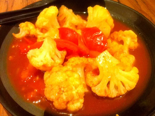 cauliflower in tomato sauce|skyblueさん