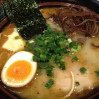 麺屋双喜の熊本ラーメン！とろけたチーズがうまかったー|さそりさん